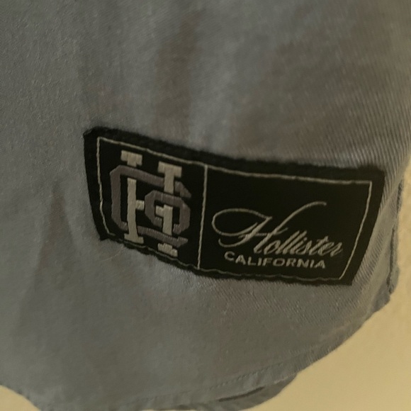 Hollister Men’s Jersey Blue Button Front Size Medium - Picture 4 of 5